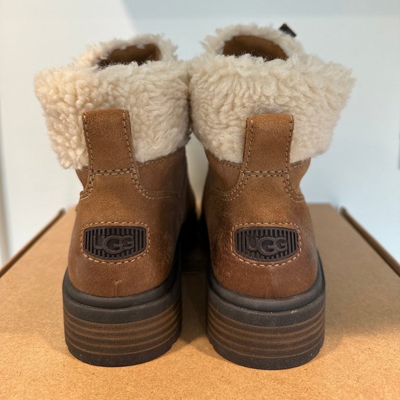 NWT UGG BOOTS - LACE UP - CHESTNUT - Picture 3 of 12